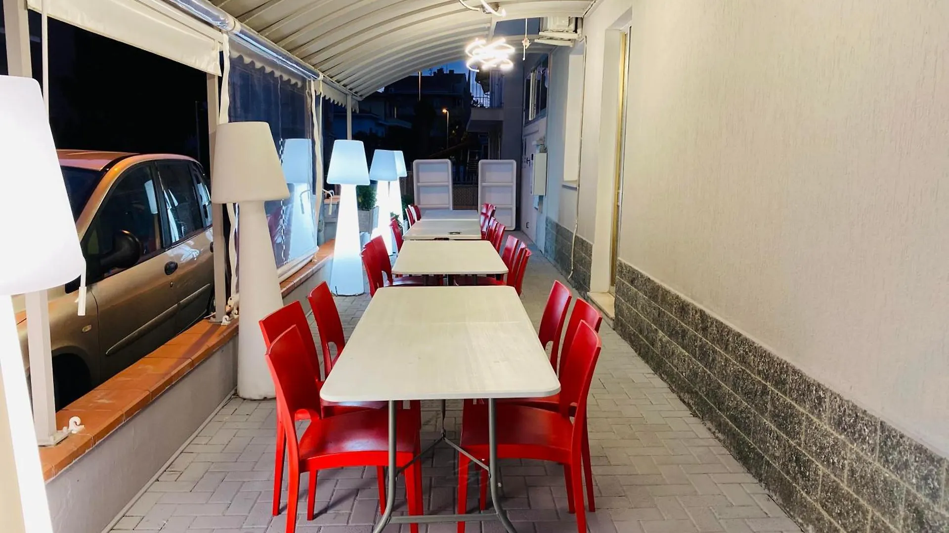 Hotel Iris Rimini 2*,